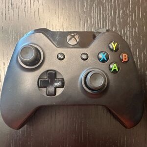Xbox One Game Controller